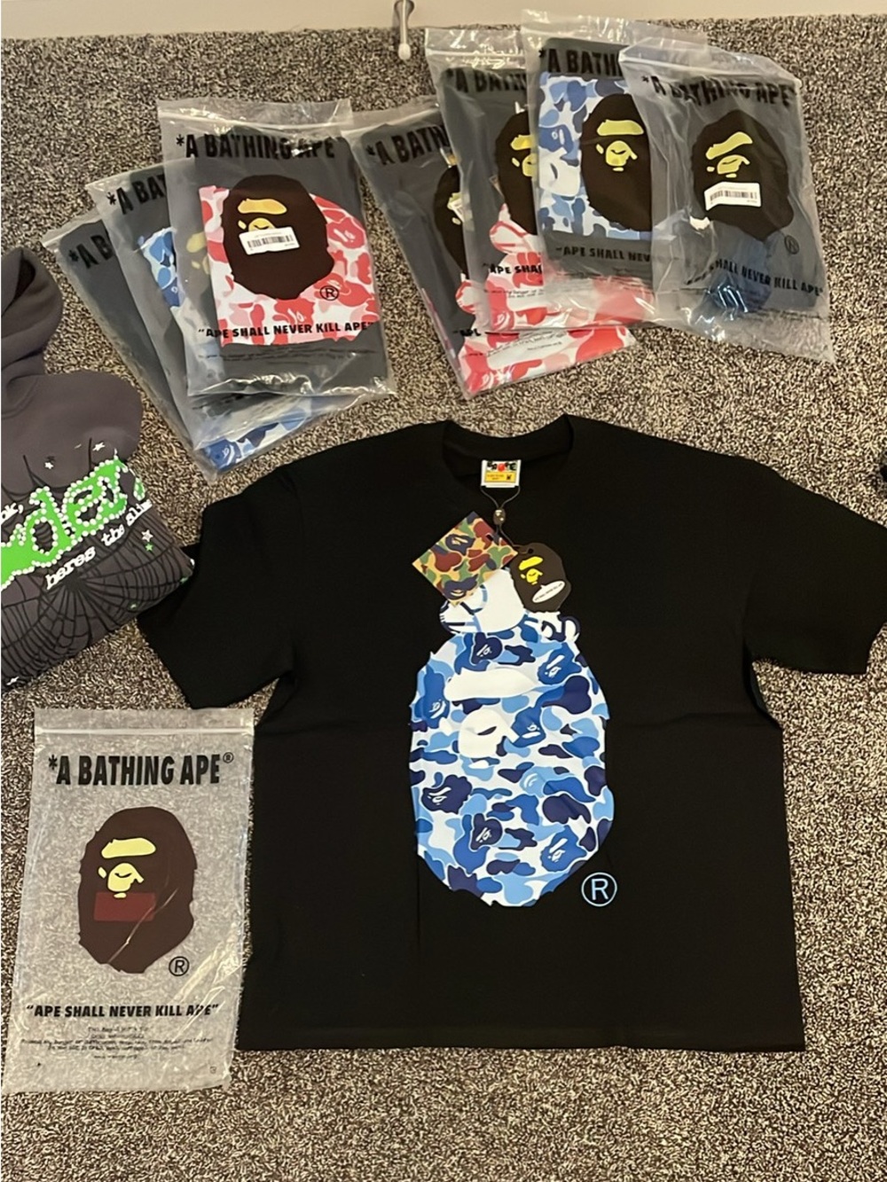 BAPE T-SHIRT CAMO BLACK AND BLUE